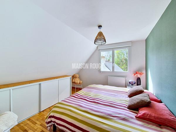 Maison rénovée 4 chambres avec sous-sol et jardin - Quartier calme proche du centre-ville de DINAN