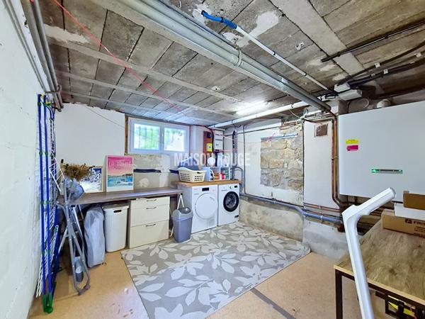 Maison rénovée 4 chambres avec sous-sol et jardin - Quartier calme proche du centre-ville de DINAN
