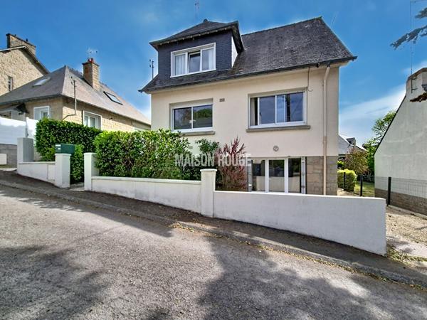 Maison rénovée 4 chambres avec sous-sol et jardin - Quartier calme proche du centre-ville de DINAN