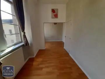 Appartement à louer 2 pièces 33.04m² Riom (63200)