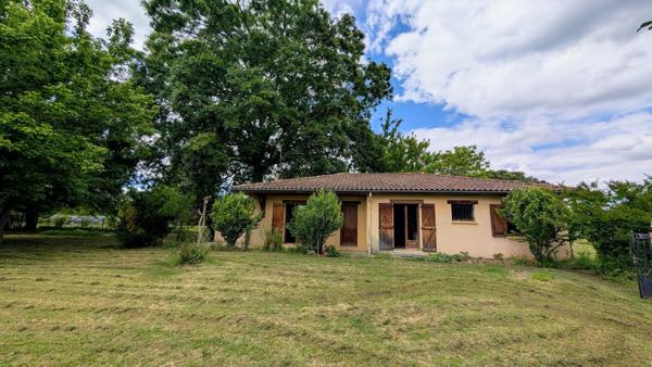 EN EXCLUSIVITE MAISON PLAIN-PIED A RENOVER 106 m² - 4 Chambres Saint-Christoly-de-Blaye (33920)