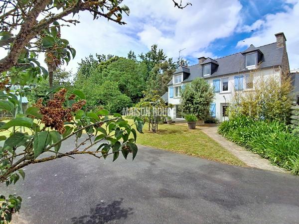Le charme authentique et les volumes généreux qui font la différence - Maison à proximité du bourg de Yffiniac
