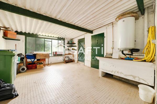 Premier achat, beau jardin, dépendance aménageable, Axe A31...