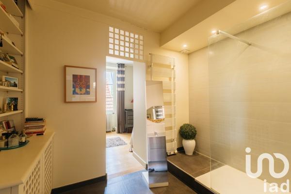 Maison traditionnelle 9 pièces de 200 m² à Saintry-sur-Seine (91250)