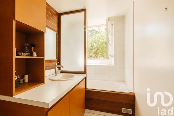 Maison traditionnelle 9 pièces de 200 m² à Saintry-sur-Seine (91250)