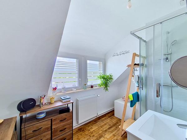 À 10 min de Dinan : Maison pierre rénovée 4 pièces - Proche écoles, commerces et randonnées