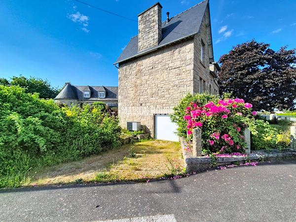 À 10 min de Dinan : Maison pierre rénovée 4 pièces - Proche écoles, commerces et randonnées