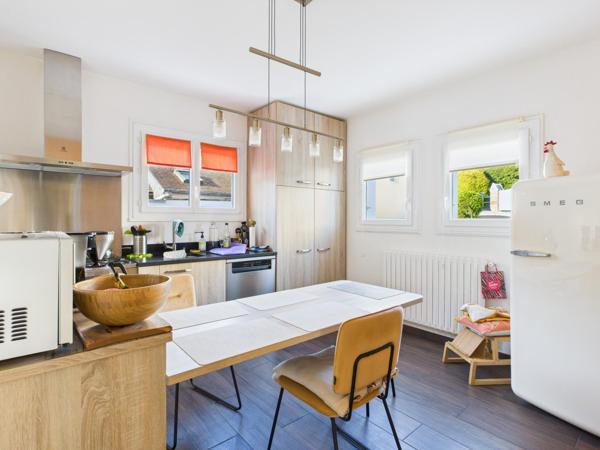 Ensemble immobilier composé de 2 Maisons vue Mer