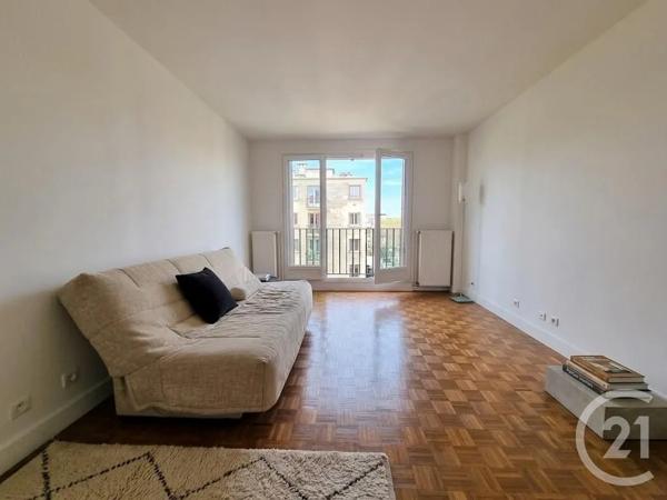 Appartement Studio à vendre  1 pièce - 28 m 2   ST MAUR DES FOSSES  - 94