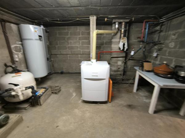 Périgourdine avec piscine 5x10,  terrain de 5862m2