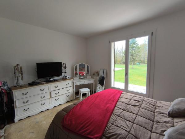 Périgourdine avec piscine 5x10,  terrain de 5862m2