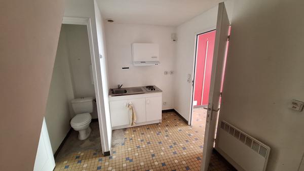 Local commercial 25.80 m2