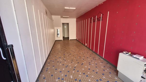 Local commercial 25.80 m2
