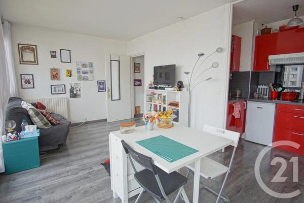 Appartement F1 à vendre  1 pièce - 25,05 m 2   CHOISY LE ROI  - 94