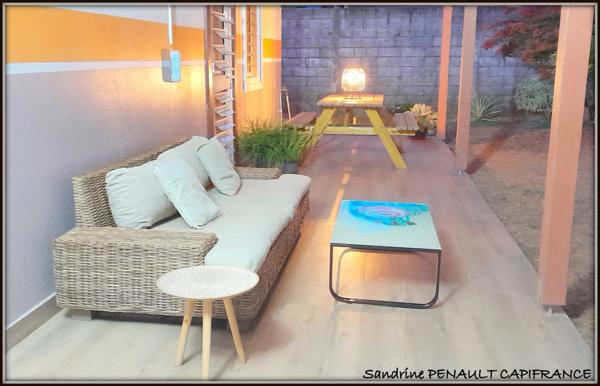 A VENDRE A KOUROU (97310) UNE RAVISSANTE MAISON INDIVIDUELLE T5 DE 91 m² - TERRAIN DE 425 m² - AU PRIX DE 307 000 €.