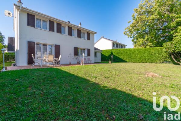 Maison à vendre 6 pièces 147 m² Saint-Fargeau-Ponthierry