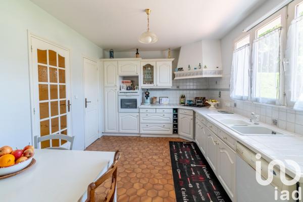Maison à vendre 6 pièces 147 m² Saint-Fargeau-Ponthierry