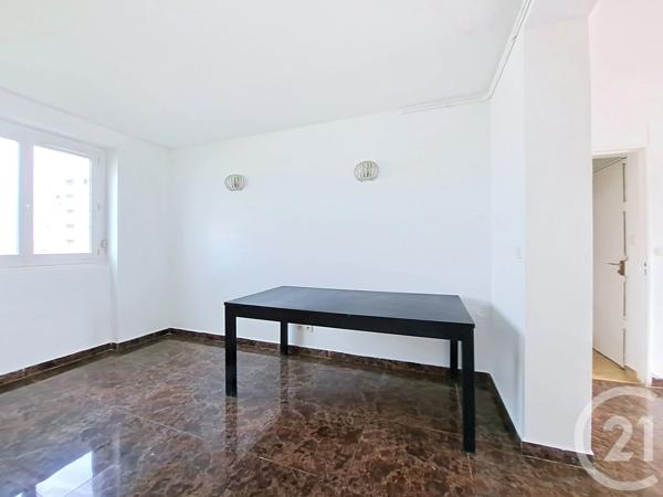Appartement F4 à vendre  4 pièces - 64,76 m 2   CRETEIL  - 94
