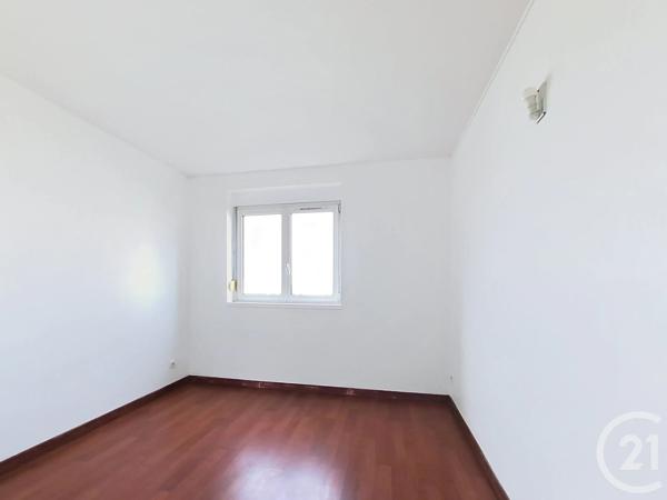 Appartement F4 à vendre  4 pièces - 64,76 m 2   CRETEIL  - 94