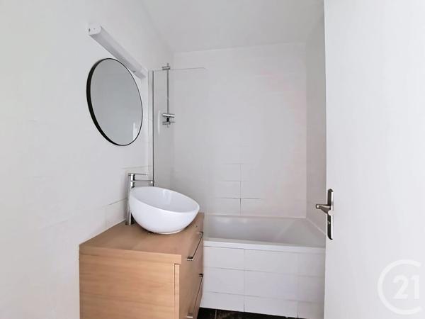Appartement F4 à vendre  4 pièces - 64,76 m 2   CRETEIL  - 94