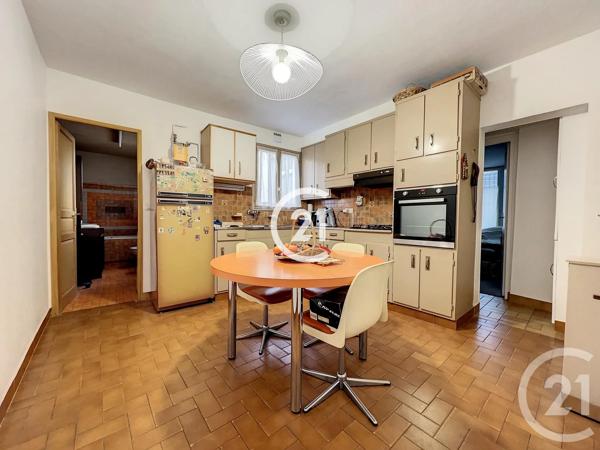 Appartement F5 à vendre  5 pièces - 82,93 m 2   MONTREUIL  - 93