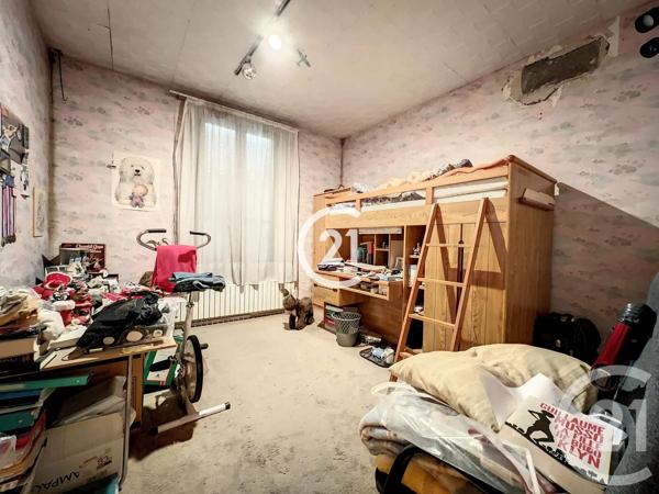 Appartement F5 à vendre  5 pièces - 82,93 m 2   MONTREUIL  - 93