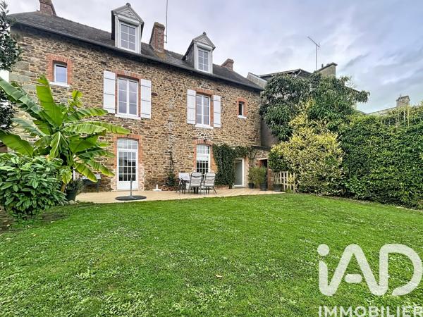 Maison à vendre 9 pièces 224 m² Châteauneuf-d'Ille-et-Vilaine
