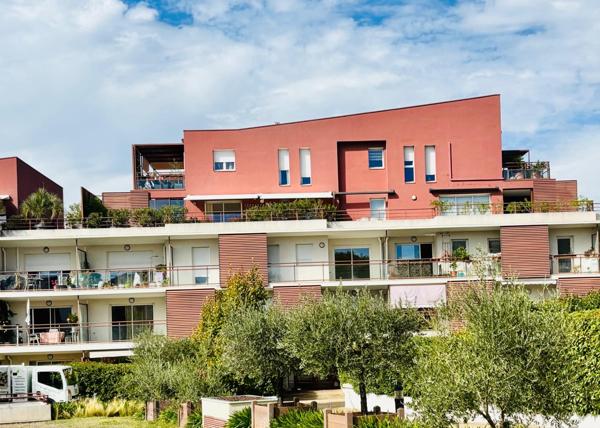 Résidence de stanging-T3 avec terrasse et parking