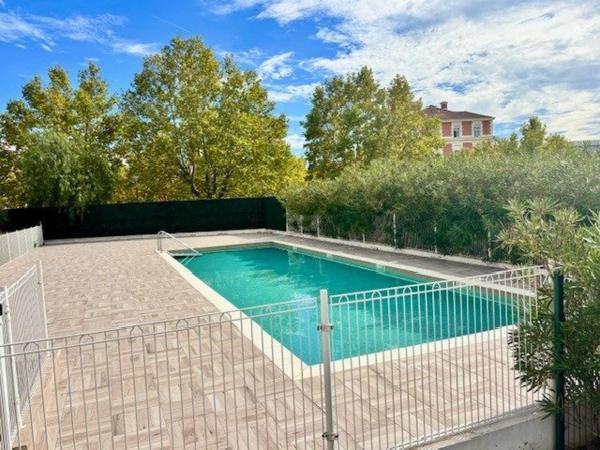 Résidence de stanging-T3 avec terrasse et parking