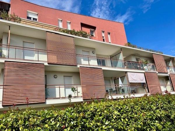 Résidence de stanging-T3 avec terrasse et parking