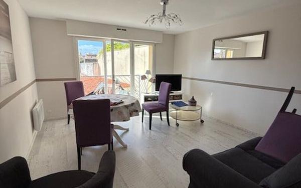 Appartement à vendre    2 pièces • 47 m2 Les Sables-d'Olonne