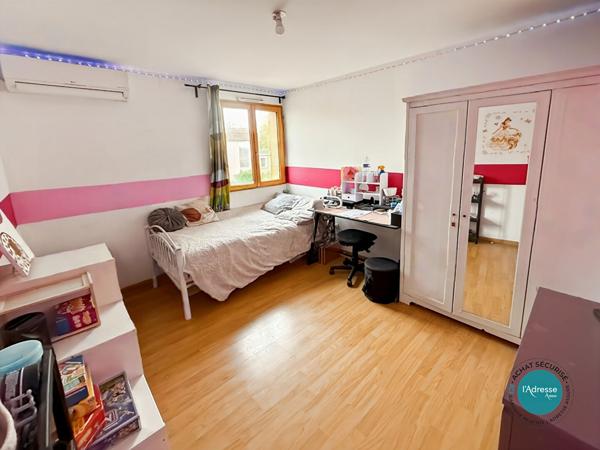 Maison Corbeil Essonnes 6 pièce(s) 114.9 m2