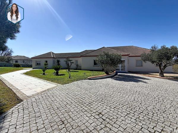 VILLA VUE PYRENEES