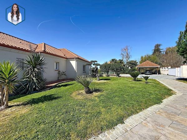 VILLA VUE PYRENEES