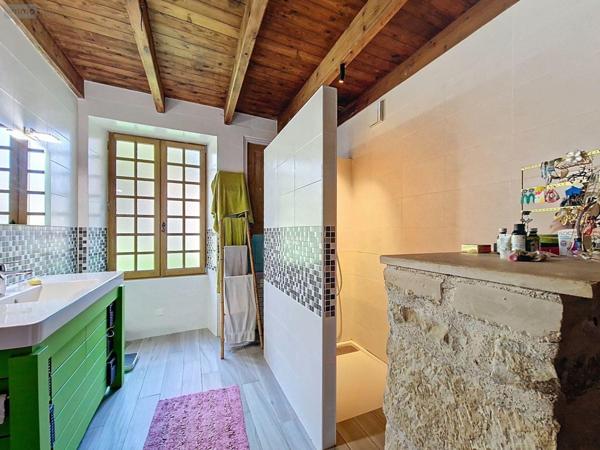 Maison restaurée à vendre à Lezay dans les Deux-Sèvres (79120), ref : 13951