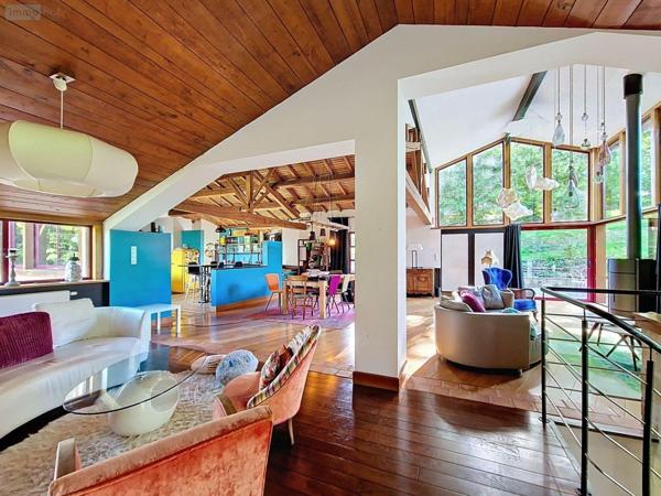 Maison restaurée à vendre à Lezay dans les Deux-Sèvres (79120), ref : 13951