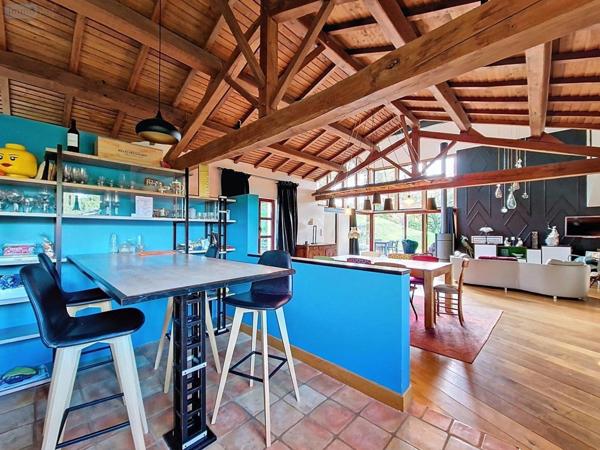 Maison restaurée à vendre à Lezay dans les Deux-Sèvres (79120), ref : 13951