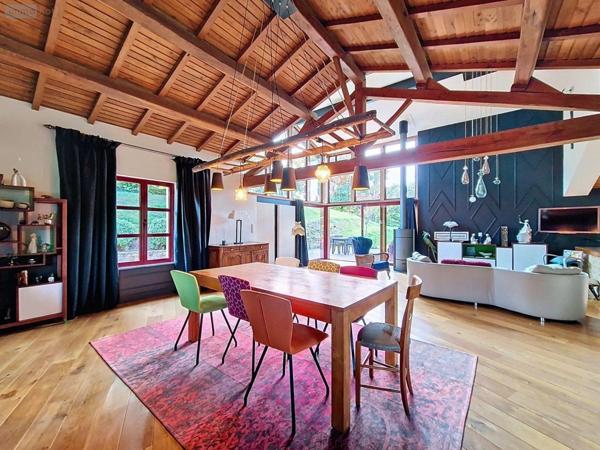 Maison restaurée à vendre à Lezay dans les Deux-Sèvres (79120), ref : 13951