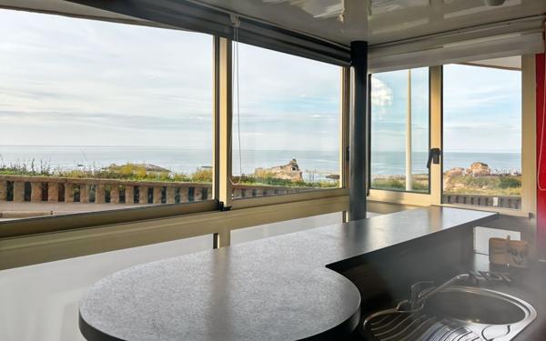 Appartement à vendre    2 pièces • 23,79 m2 Biarritz