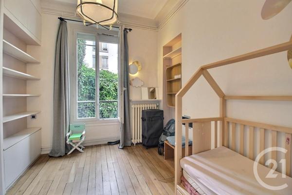 Appartement F4 à vendre  5 pièces - 145,08 m2 ST MAURICE - 94