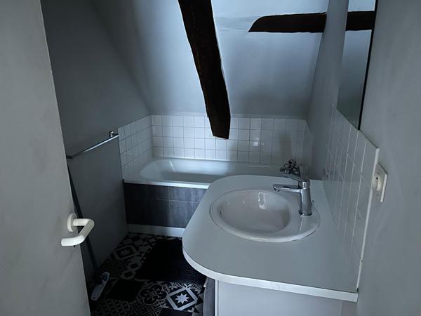 Appartement Bourges 1 pièce(s) 25.33 m2