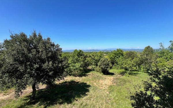 Maison à vendre    6 pièces •  Barjac