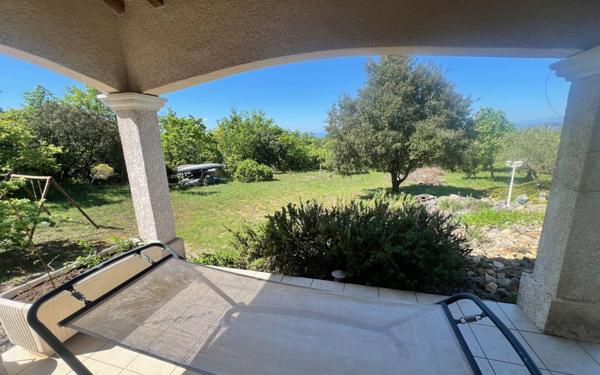 Maison à vendre    6 pièces •  Barjac