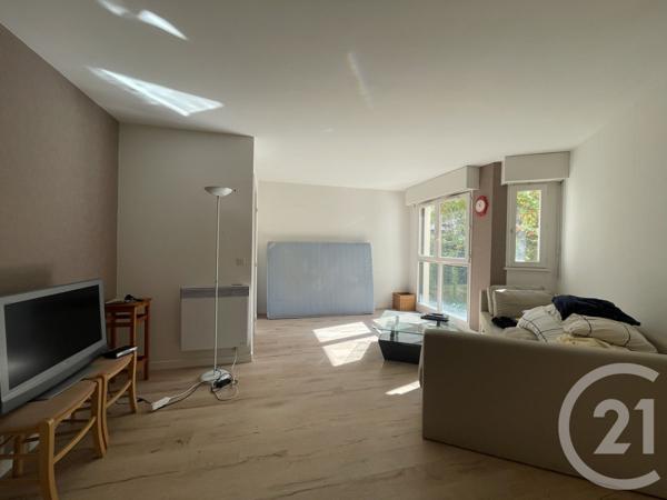 Appartement F2 à vendre  2 pièces - 40,76 m2 COURBEVOIE - 92