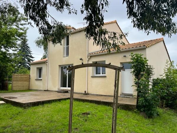 MAISON LA CHAPELLE BASSE MER