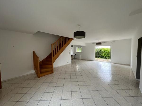 MAISON LA CHAPELLE BASSE MER