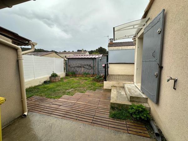 Maison à louer    3 pièces •  Saint-Saturnin-lès-Avignon