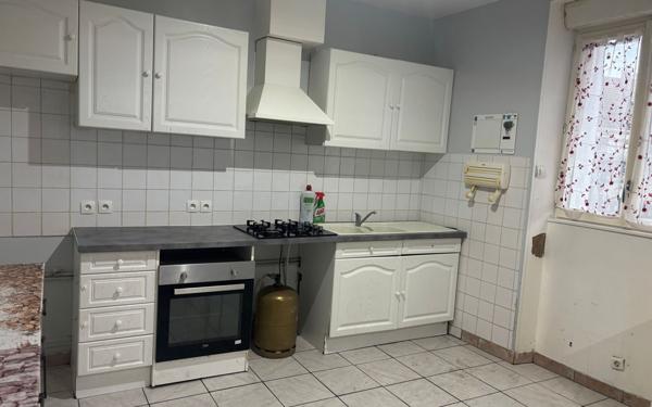 Maison à vendre    3 pièces •  Bléneau