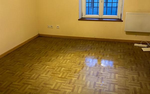 Maison à vendre    3 pièces •  Bléneau