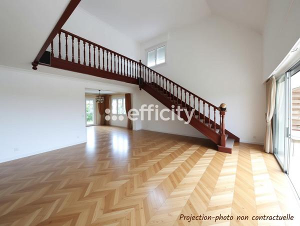 Maison 6 pièces - 190 m² Exclusivité efficity